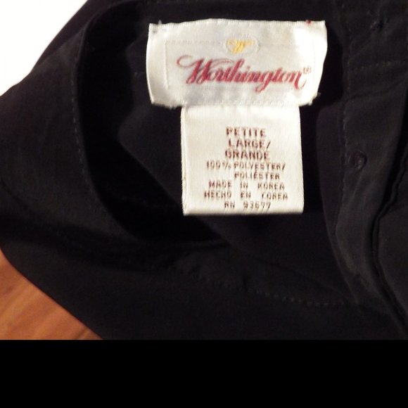 Classic black blouse with short sleeves, Size Petite Large - Picture 5 of 5